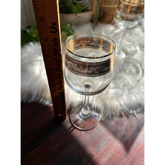 Gold Detail Wine Glasses Gold Rim With Unique Octagonal Stem Gold Paint Loss - - Picture 7 of 7